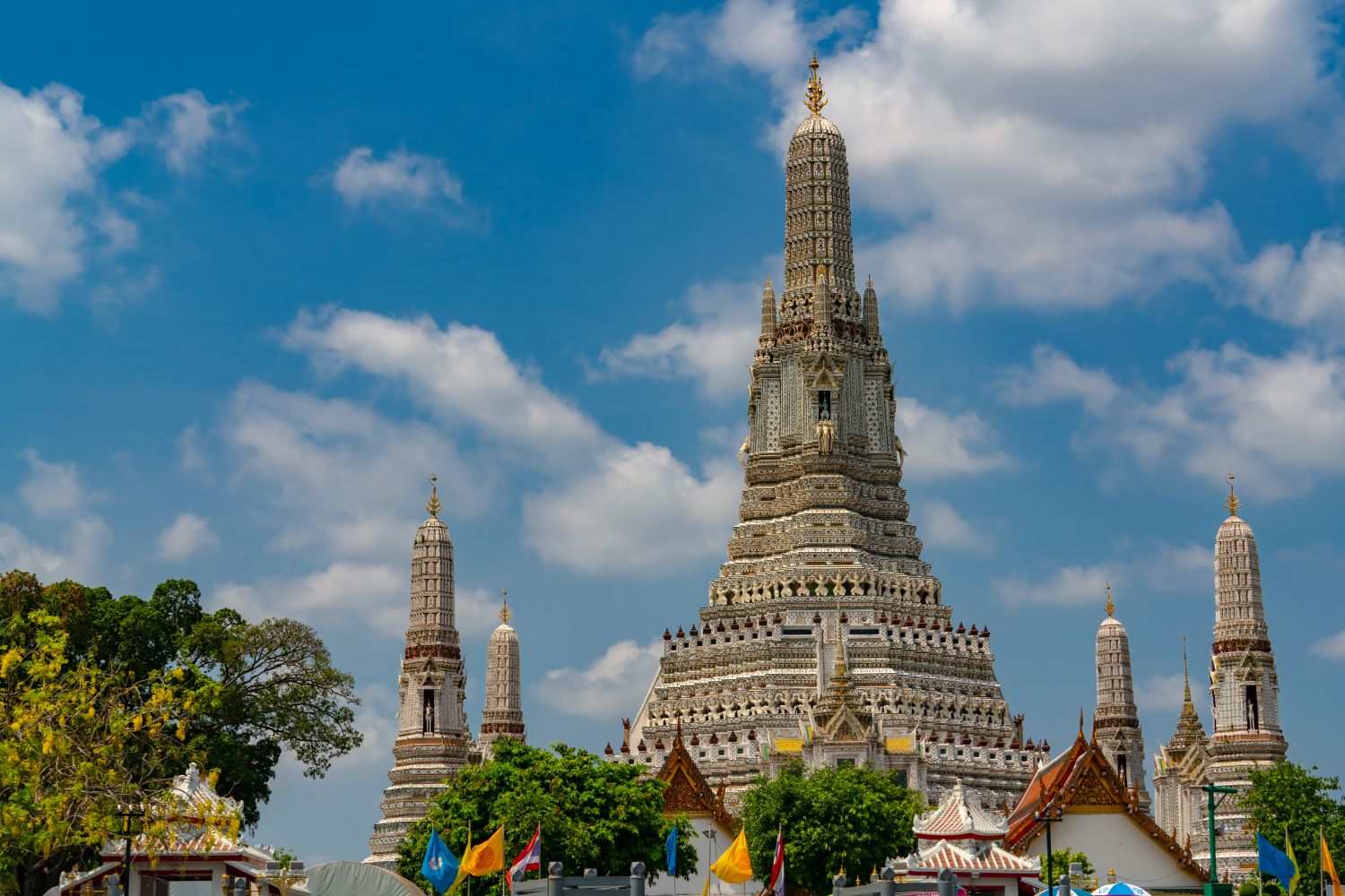 Tourist attractions near Bangkok